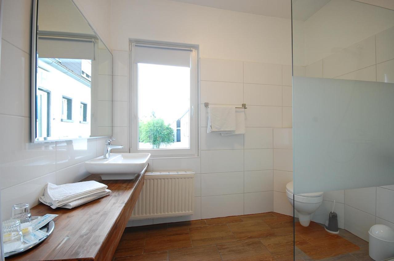 Hotel Haus Isenburg Neu-Isenburg Eksteriør billede